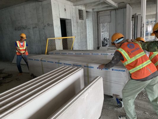 Hình ảnh Thi công tấm bê tông nhẹ 01